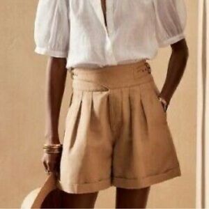 Banana Republic Explorer khaki shorts, size 16